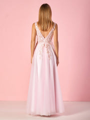 Elegant A-line V-Neck Tulle Floor-Length Prom Dress with Lace Appliqued