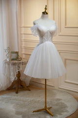 Ivory A-line V Neck Tulle Homecoming Dresses
