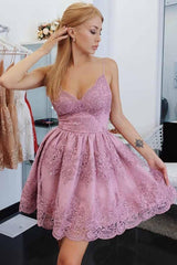 A-Line Spaghetti Straps Homecoming/Prom Dress with Appliques