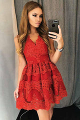 A-Line V-Neck Short Red Tulle Homecoming Dress with Appliques and Beading