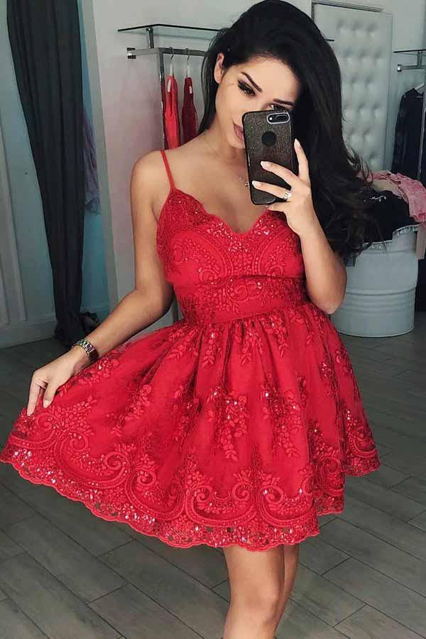 A-Line V-Neck Short Red Tulle Homecoming Dress with Appliques and Beading