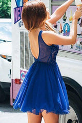 A-Line V-Neck Tulle Beaded Royal Blue Homecoming Dress with Appliques