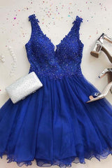 A-Line V-Neck Tulle Beaded Royal Blue Homecoming Dress with Appliques