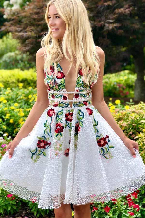 A-Line White Short Prom Dress Homecoming Dress with Floral