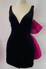 Black Plunge V Bowtie Back Bodycorn Mini Party Dress