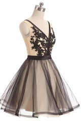 Black Tulle Lace V-Neck Short Prom Dress Homecoming Dress