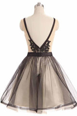 Black Tulle Lace V-Neck Short Prom Dress Homecoming Dress