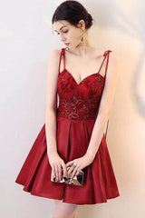 Burgundy V Neck Lace Short Prom Dress Homecoming Dress