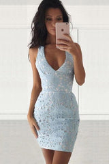 Deep V-Neck Sleeveless Short Light Blue Lace Homecoming Dress