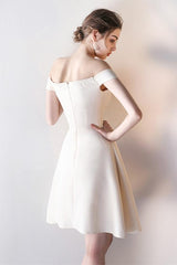 Off-The-Shoulder Pick-Ups A-Line Mini Homecoming Dress Party Dress