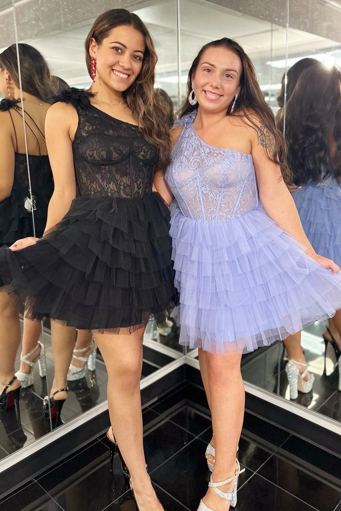 One-Shoulder Black Lace Ruffle Ruched Short Homecoming Dress