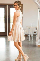 Round Neck Short Pearl Pink Lace Homecoming Party Dress with Pearls
