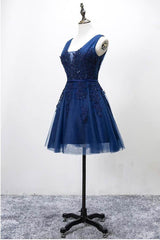 Sleeveless Lace-Up Tulle Short Homecoming Dress with Lace Appliques