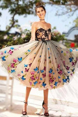 Sweetheart Neckline A-Line Homecoming Dress with Butterfly Appliques Short Prom Dress