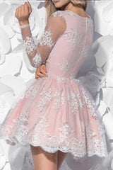 V-Neck Long Sleeves Short Pink Tulle Homecoming Dress with Appliques