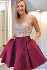 V-Neck Short Beaded Homecoming Dress Cute Cocktail Party Dress