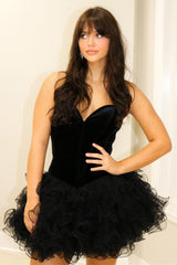 Black Velvet Strapless Ruffles Short Homecoming Dress