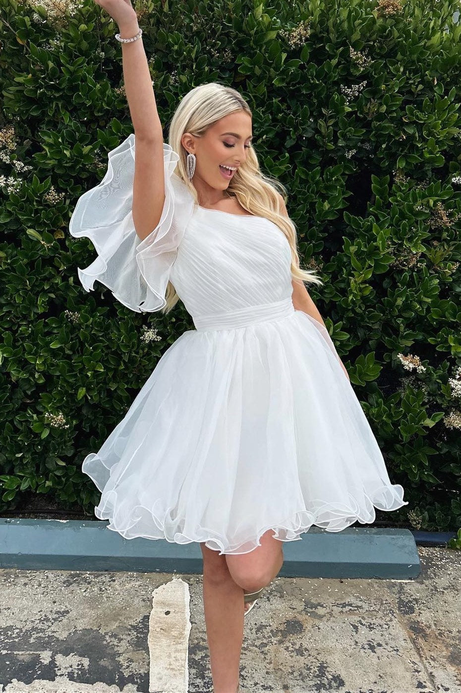 A-line One Shoulder Organza Homecoming Dress