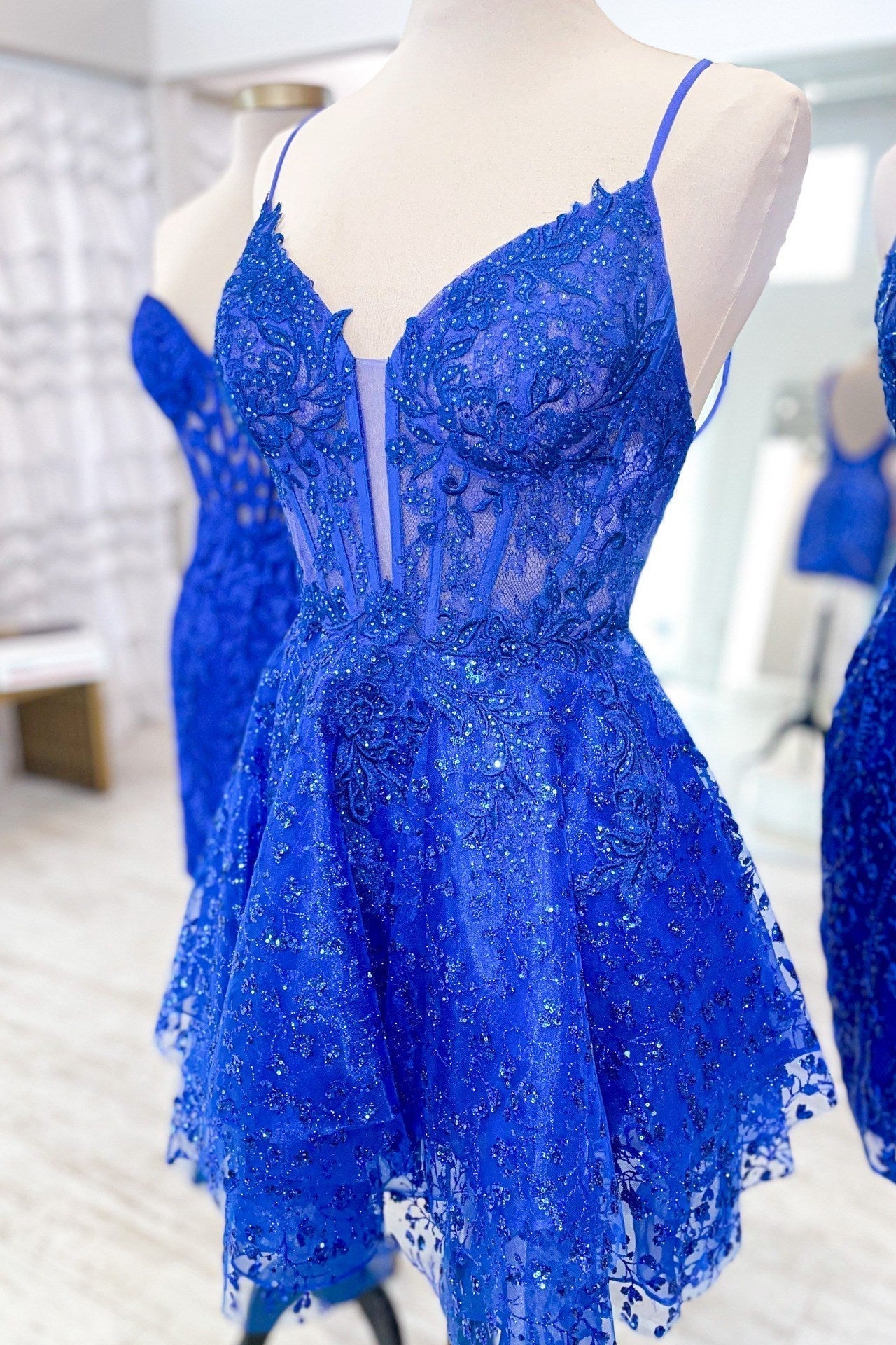 A-Line Spaghetti Straps Short Homecoming Dress with Appliques