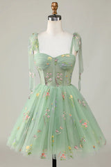 Floral Embroidery A-Line Short Party Dress Homecoming Dresses
