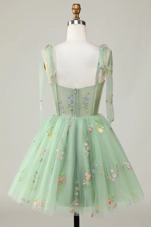Floral Embroidery A-Line Short Party Dress Homecoming Dresses