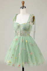 Floral Embroidery A-Line Short Party Dress Homecoming Dresses