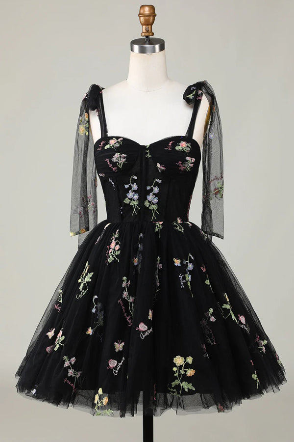 Floral Embroidery A-Line Short Party Dress Homecoming Dresses