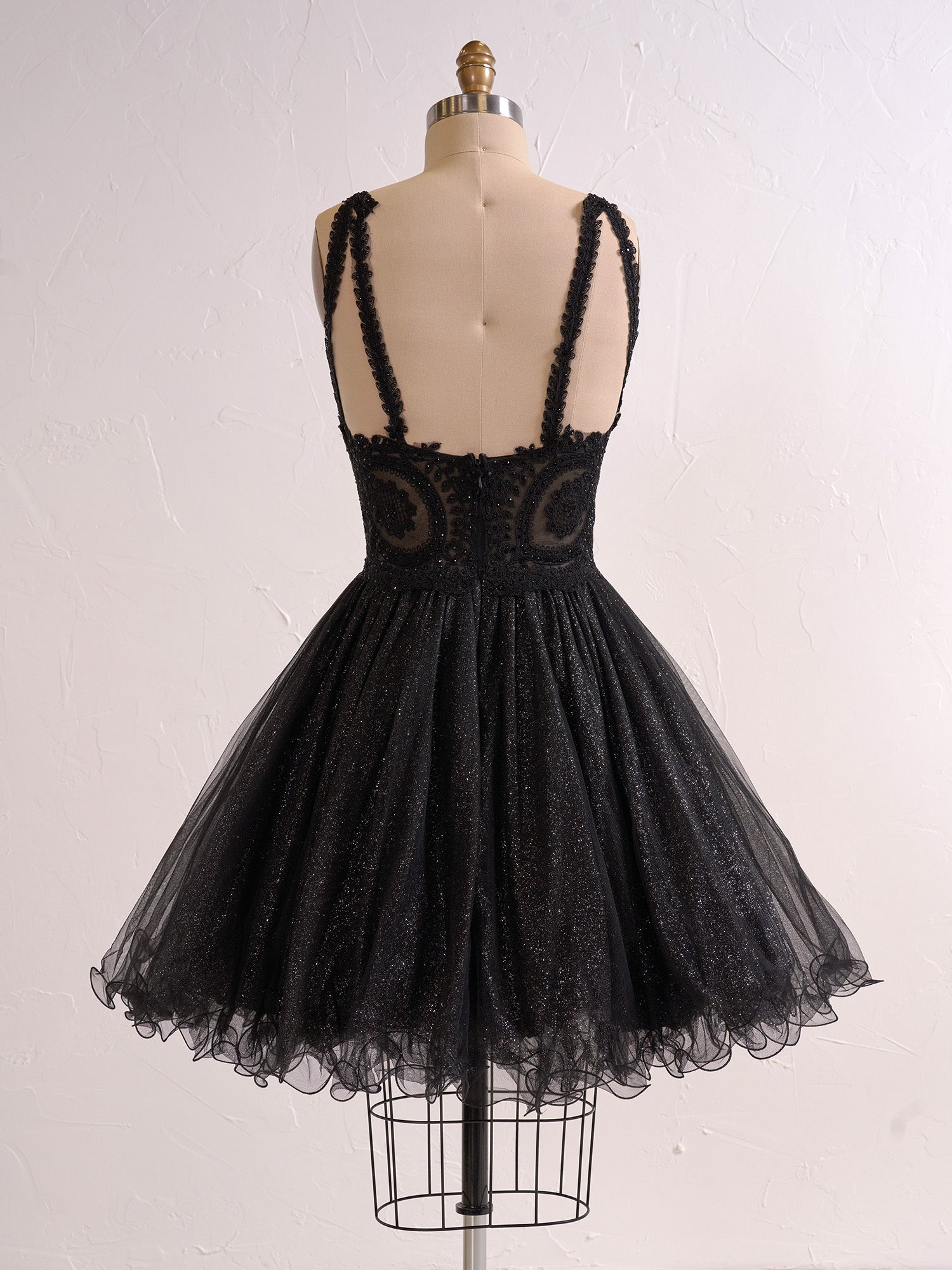 Embellished Embroidery Tulle Short Homecoming Cocktail Dress