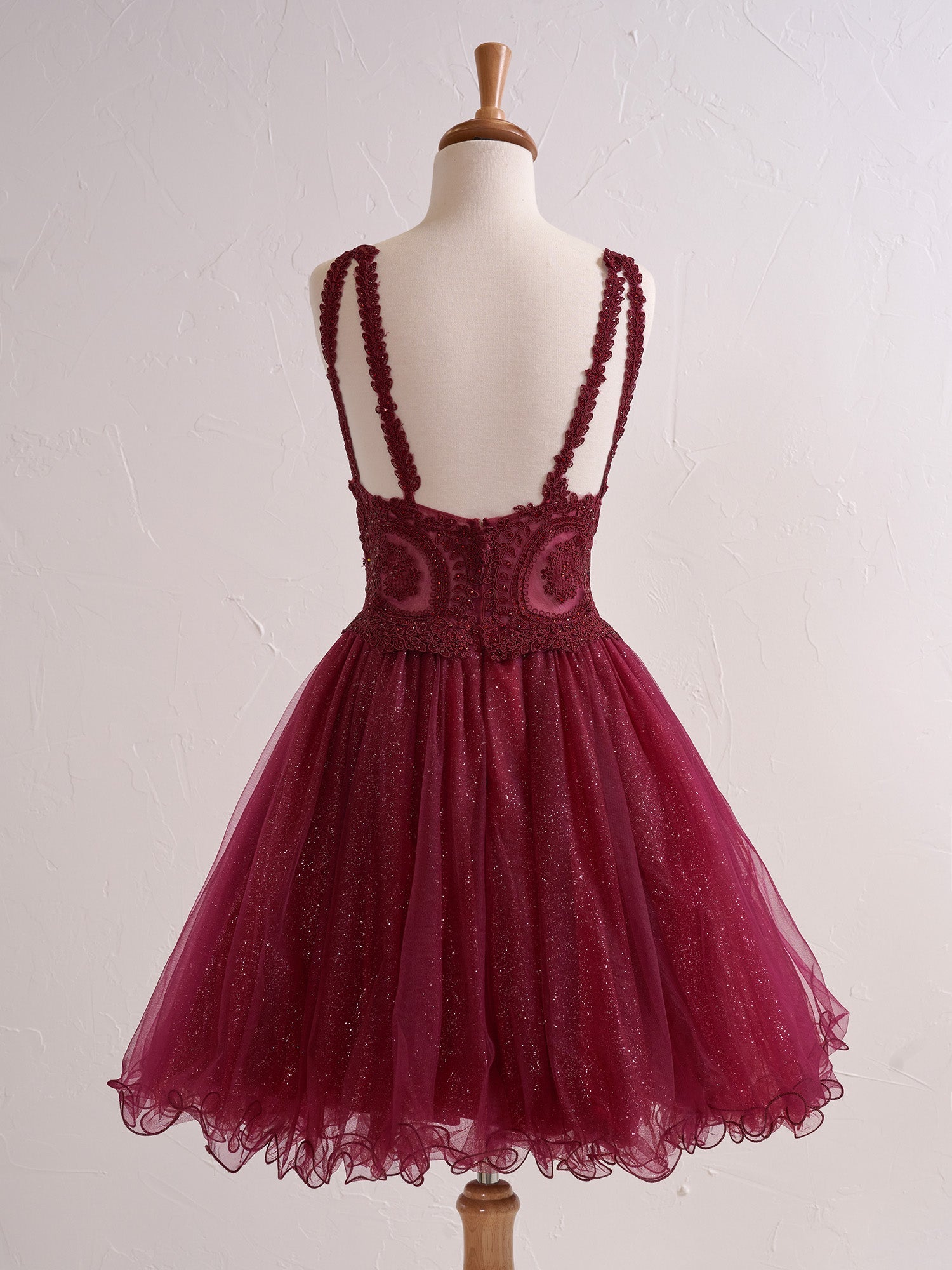 Embellished Embroidery Tulle Short Homecoming Cocktail Dress