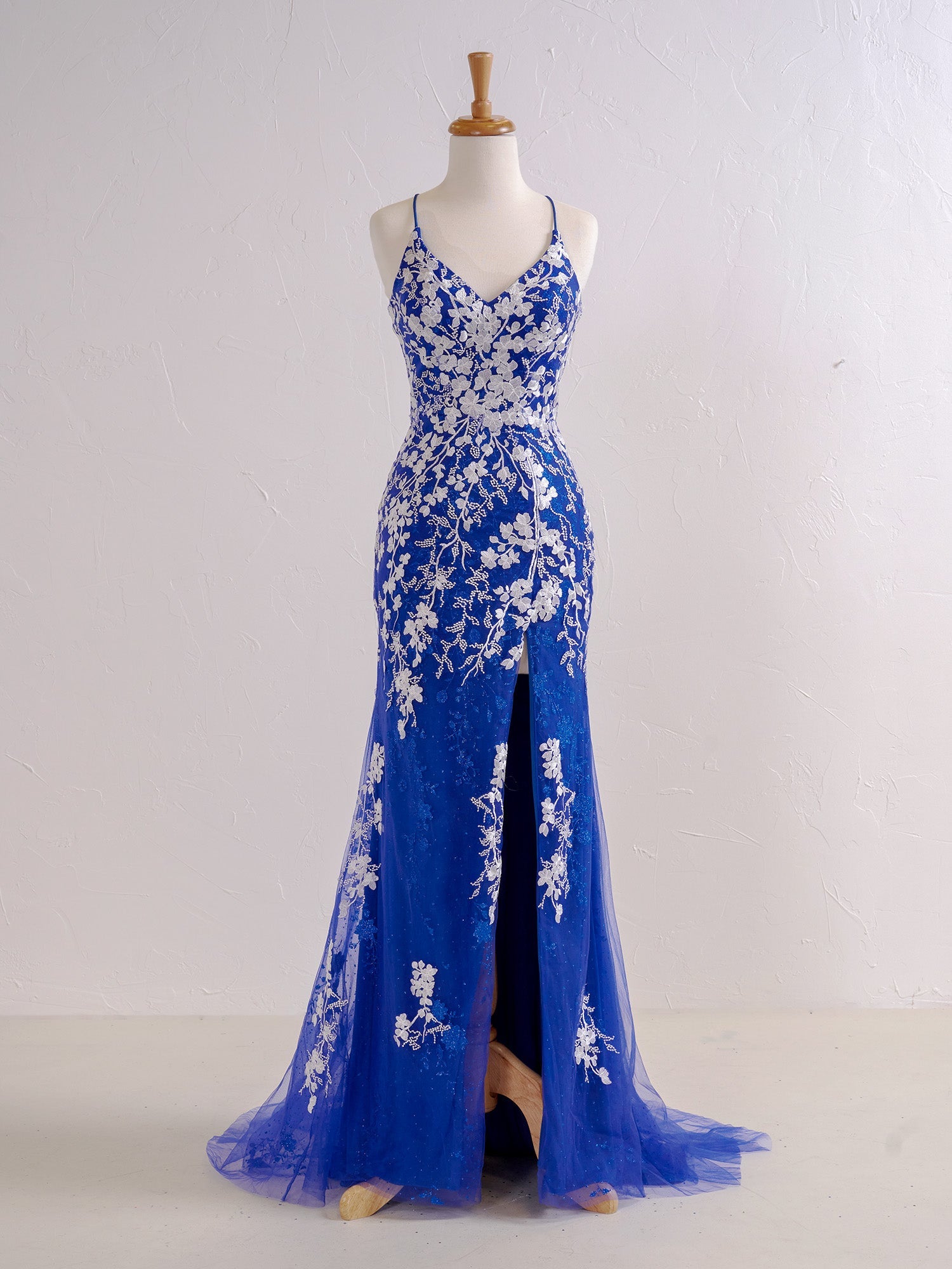 Mermaid Sheath V Neck Long Prom Dress with Appliqued Beading