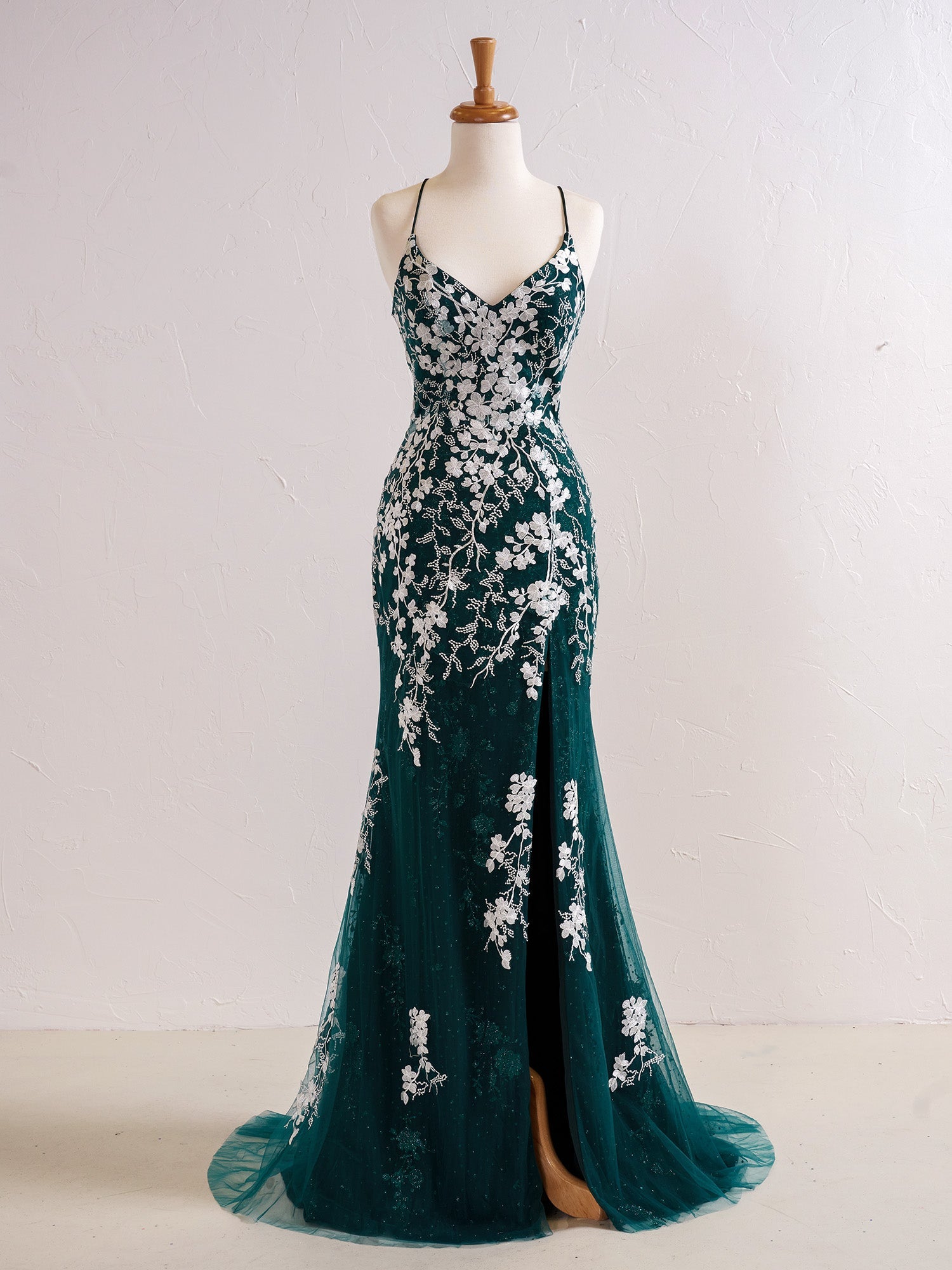Mermaid Sheath V Neck Long Prom Dress with Appliqued Beading