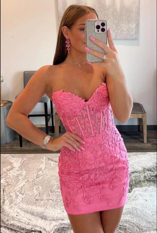 Cute Pink Tight Short Homecoming Dress with Appliques
