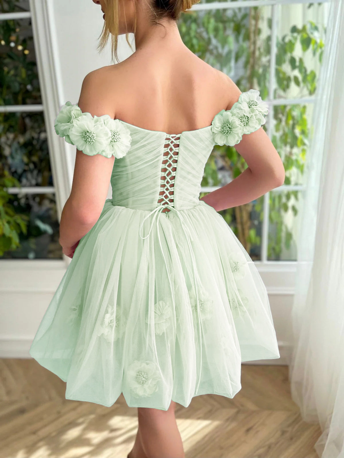 Lilac Corset Strapless Short Tulle Homecoming Dress