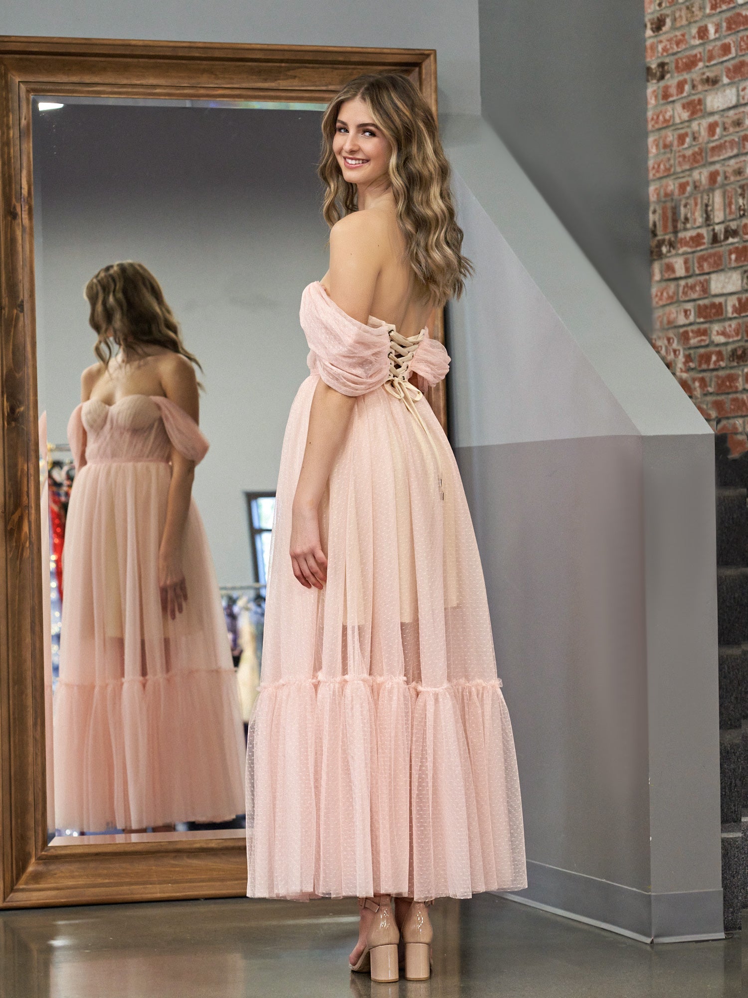 A-Line Rose Cute Pink Tulle Sweetheart Tea-Length Prom Dress