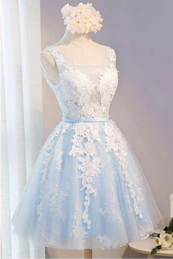 Scoop Neck Short Tulle Homecoming Dress with Lace Appliques