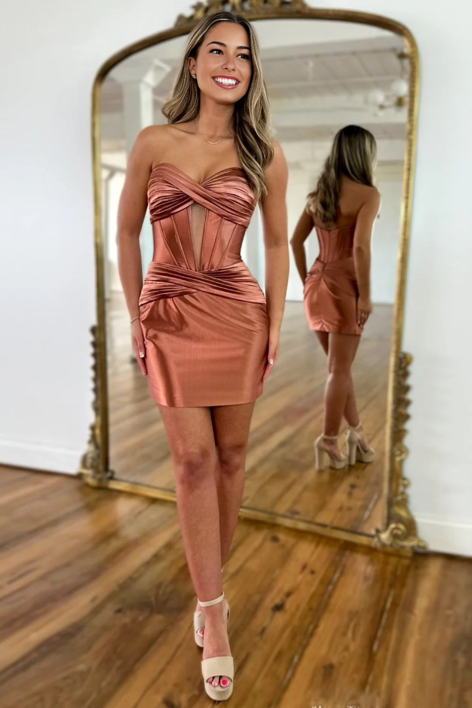 Red Strapless Keyhole Ruched Satin Bodycorn Short Homecoming Dress