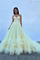 Red Tulle Appliqued Sweetheart Ruffle Long Prom Dress